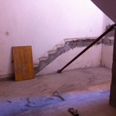 ancien escalier cassé