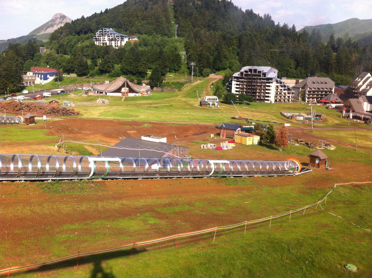 future gare départ TSD Baguet derrière tapis roulant et chalet ESF