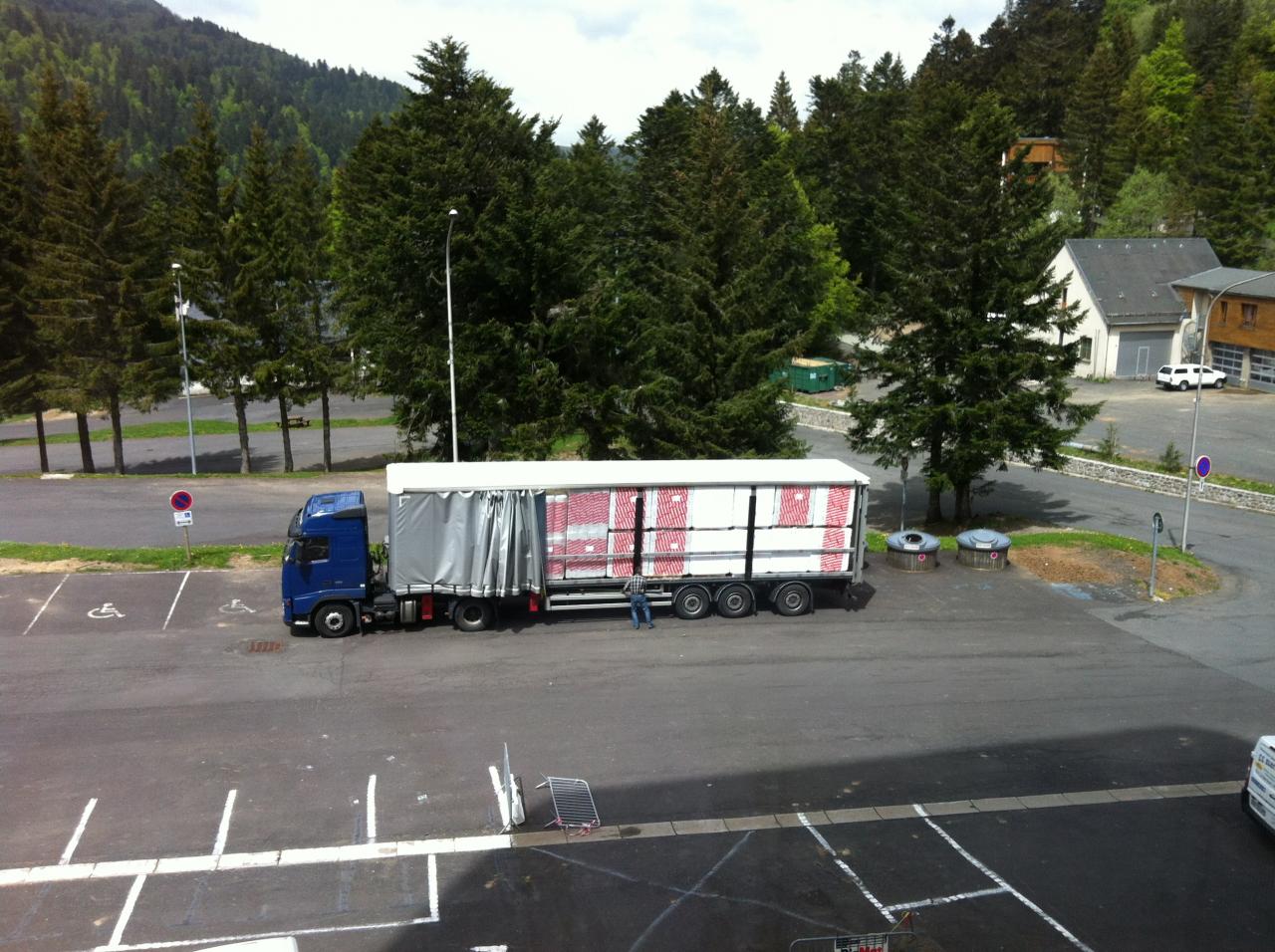 ce camion est pour sumène